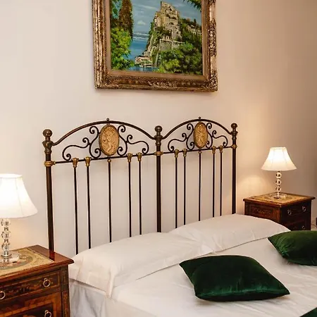 Pensionat Delfini Trevi House Rom