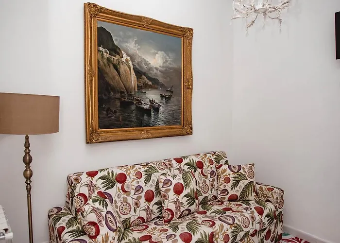 Delfini Trevi House Гостевой дом
