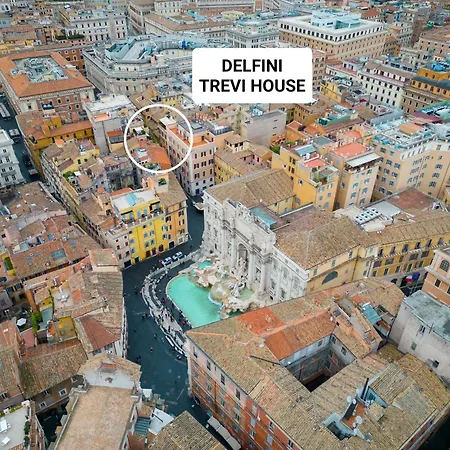 Delfini Trevi House Konukevi *