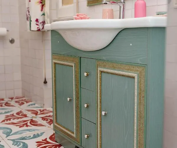 Delfini Trevi House Vendégház 4*